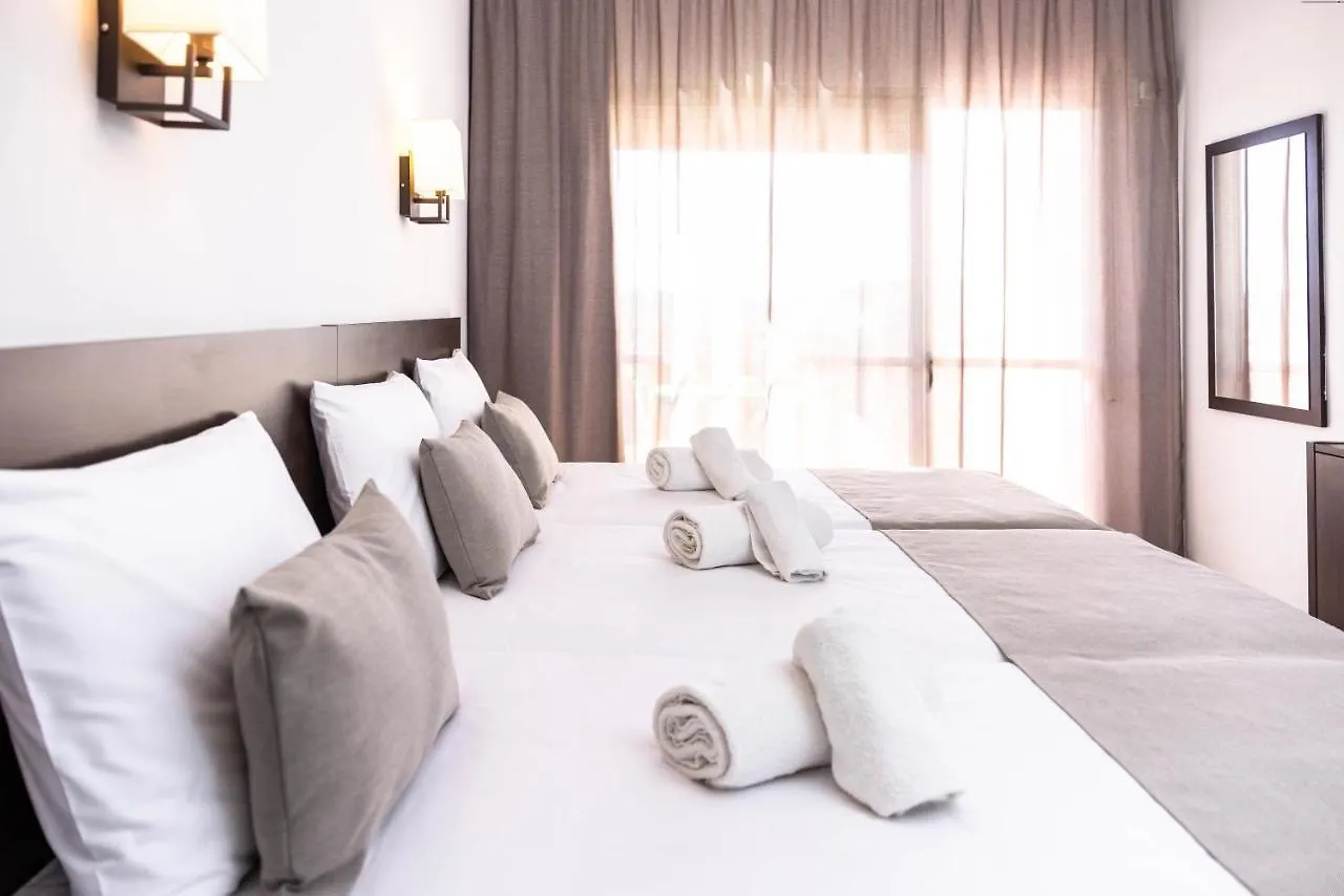 Rvhotels Gr92 Torroella De Montgri 2*,  Spain